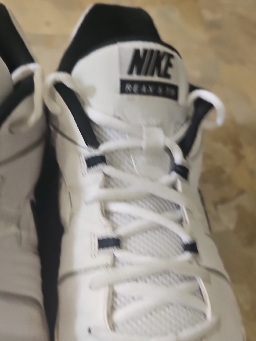 Nike Men’s White and Black Leather Athletic Trainers - Picture 6 of 14